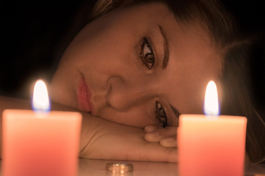 ろうそく 女性 落ち込む